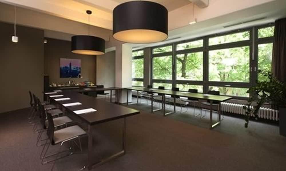 Aspria Berlin Ku'Damm Sport & Spa Екстериор снимка