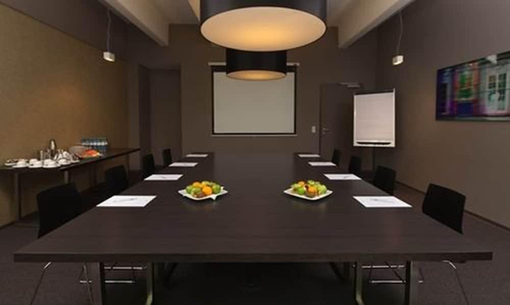 Aspria Berlin Ku'Damm Sport & Spa Екстериор снимка