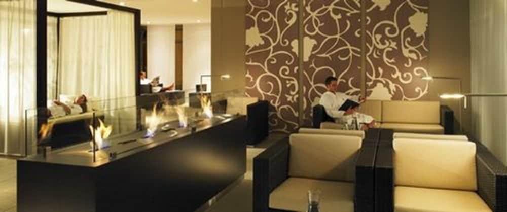 Aspria Berlin Ku'Damm Sport & Spa Екстериор снимка