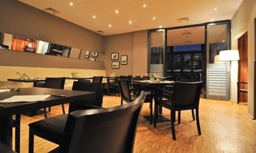 Aspria Berlin Ku'Damm Sport & Spa Ресторант снимка